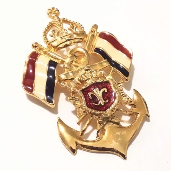 Premier Designs Nautical and Crown Themed Gold Tone Enamel Brooch - Picture 2 of 6